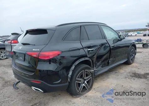 2025 Mercedes-Benz Glc 300 4Matic Suv z USA, uszkodzony, nr VIN W1NKM4HB2SF293693